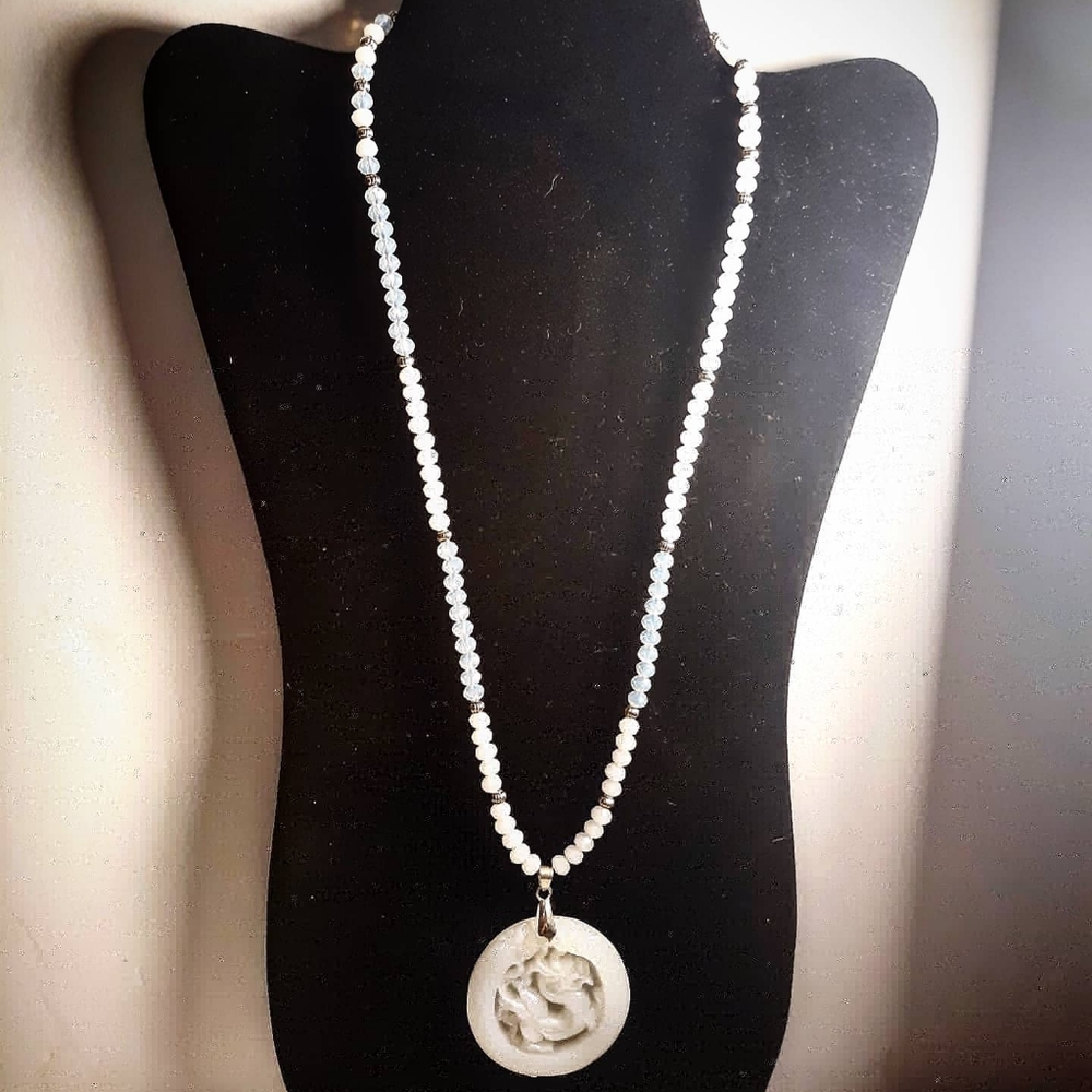 A VERY UNIQUE NECKLACE